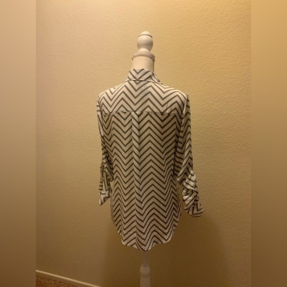 Express Top - Picture 4 of 4